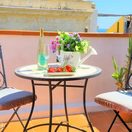 Lägenhet Terrazza Per Due Syrakusa